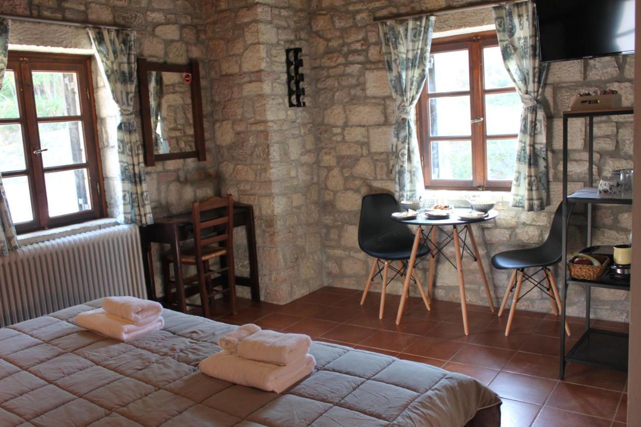 Saint George Hotel Kalavryta Exterior photo