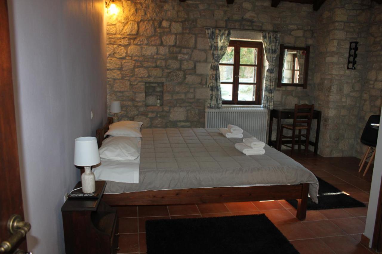 Saint George Hotel Kalavryta Exterior photo