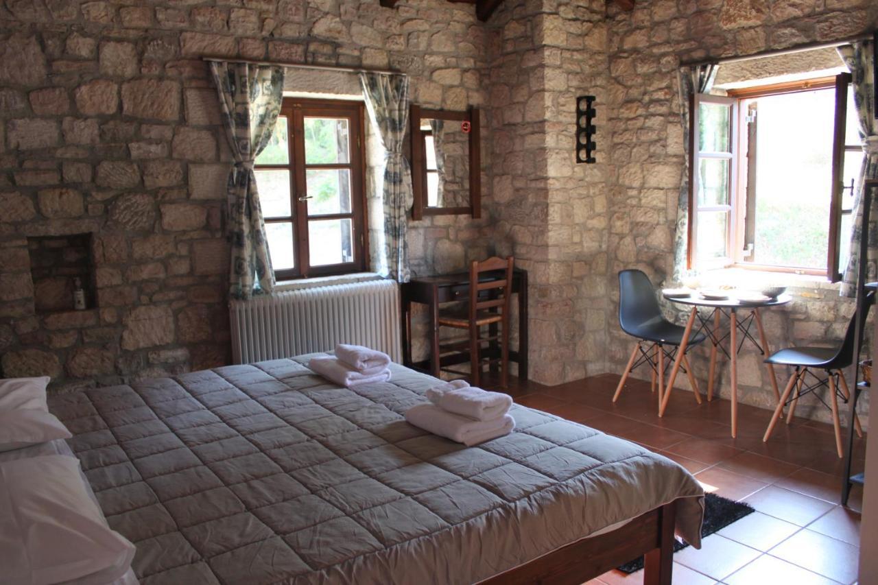 Saint George Hotel Kalavryta Exterior photo